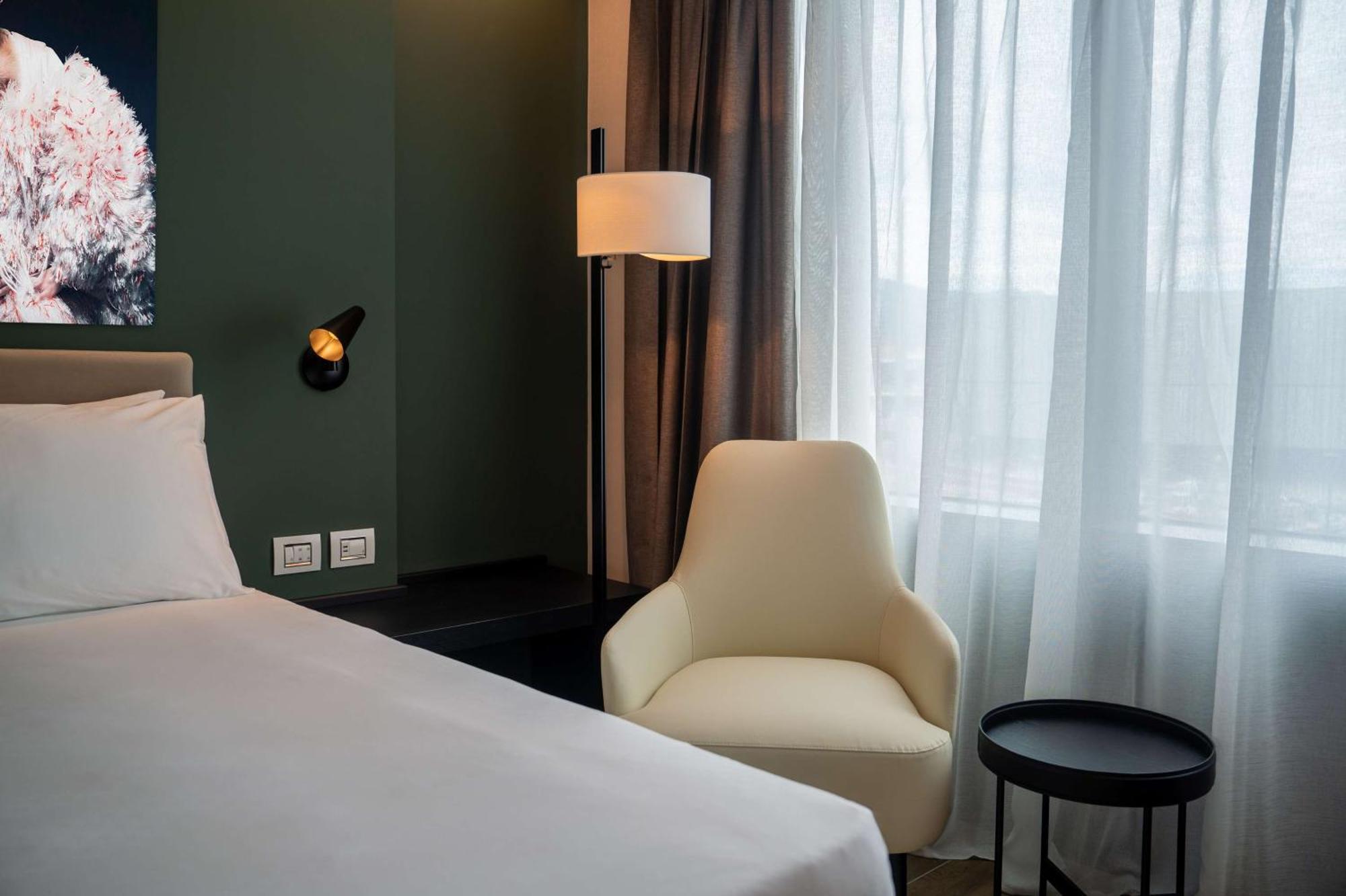 Radisson Blu Hotel, Bergamo Choruslife Buitenkant foto