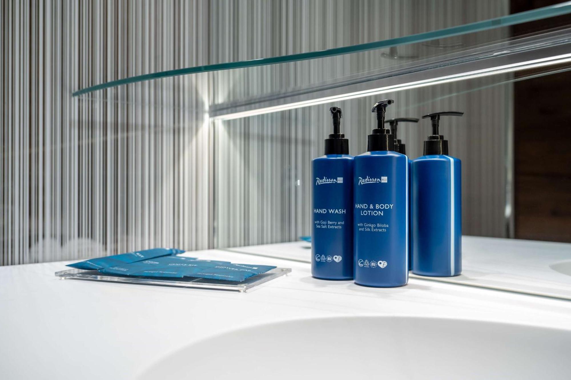 Radisson Blu Hotel, Bergamo Choruslife Buitenkant foto