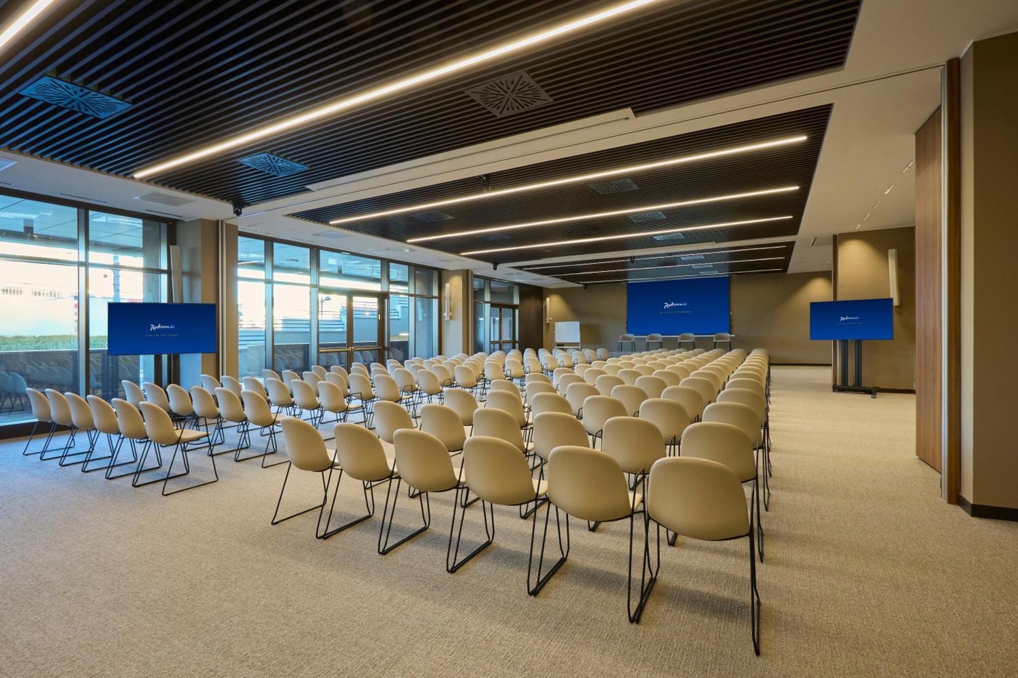Radisson Blu Hotel, Bergamo Choruslife Buitenkant foto