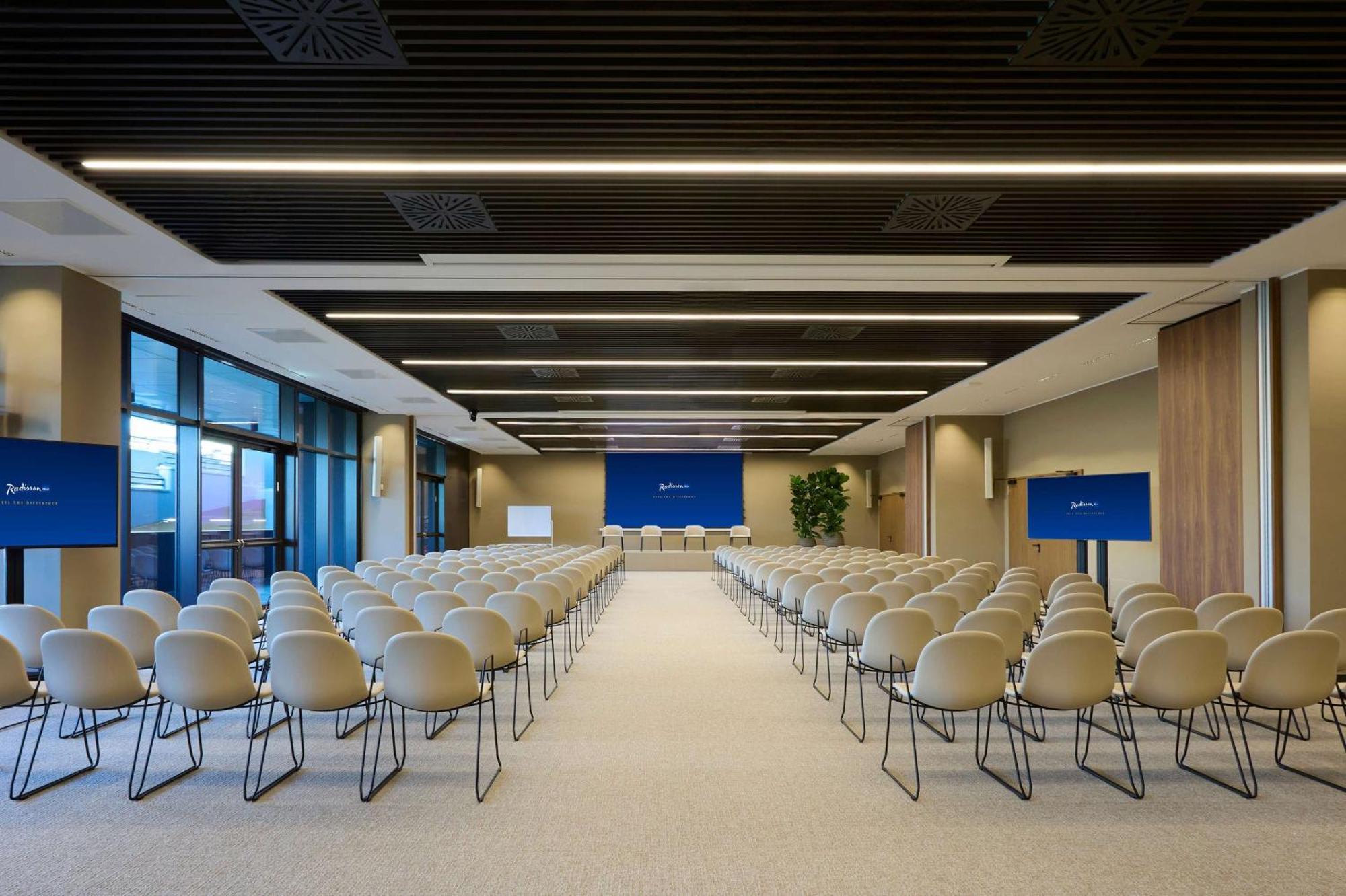 Radisson Blu Hotel, Bergamo Choruslife Buitenkant foto